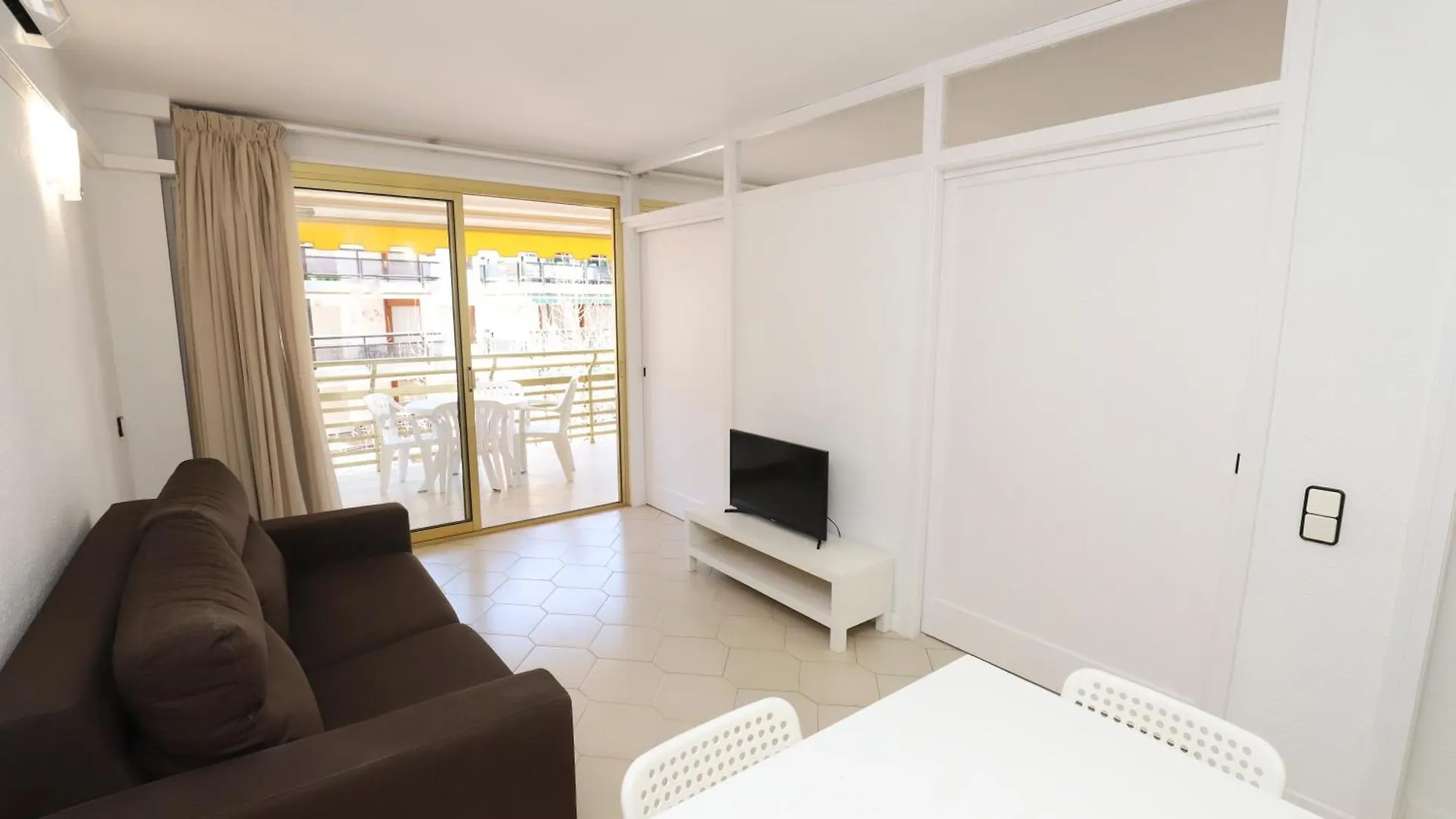Diferentflats Novelty Apartment Salou